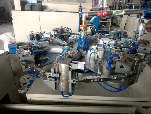 0.7Mpa 6 Stasiun Ekstrusi Botol Plastik Blow Molding Machine 15kw