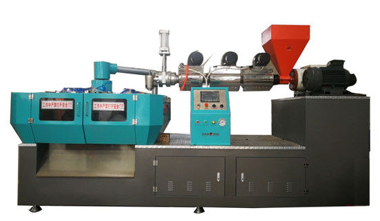 0.7Mpa 6 Stasiun Ekstrusi Botol Plastik Blow Molding Machine 15kw