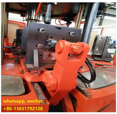 CE 2 Liter Mesin Blow Molding Sepenuhnya Otomatis 0.6m3/Min 2 Rongga