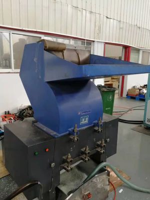 Mesin Bantu Penghancur Plastik XC-GP300