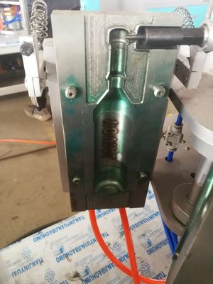 P20 Plastik Cermin Cetakan Botol Air Polandia 3.000.000 Bidikan