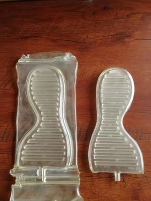Mesin Pembuat Insole Sepatu 2 Warna 50kg / H Pvc Blow Moulding 14000kg