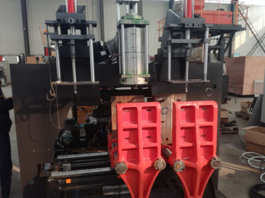Stasiun Ganda 75mm Jerry Can Blow Moulding Machine Hidrolik Penuh